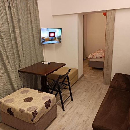 Lux Apartament In The Bubble Of Piata Romana Bukarest Exterior foto