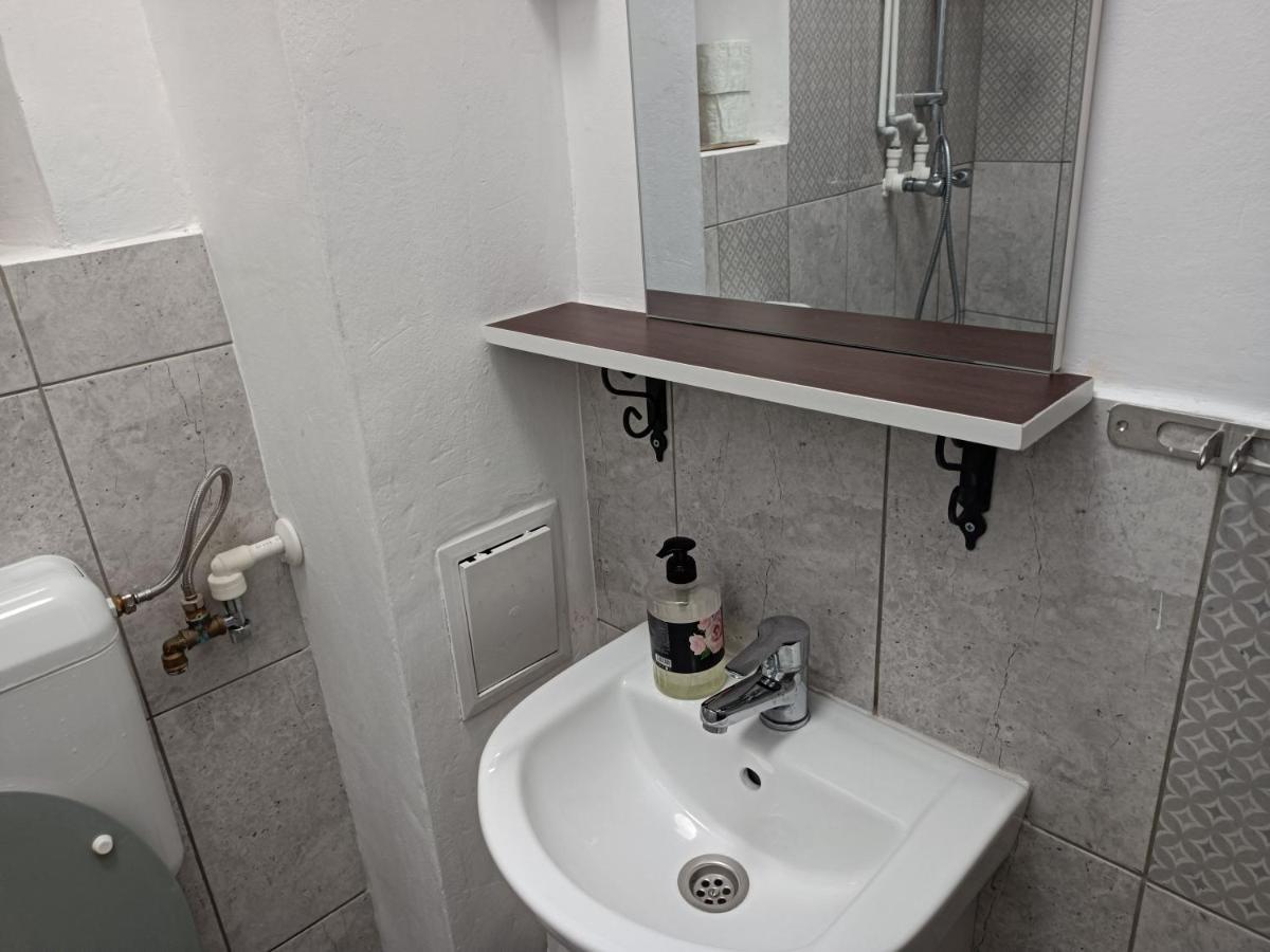 Lux Apartament In The Bubble Of Piata Romana Bukarest Exterior foto