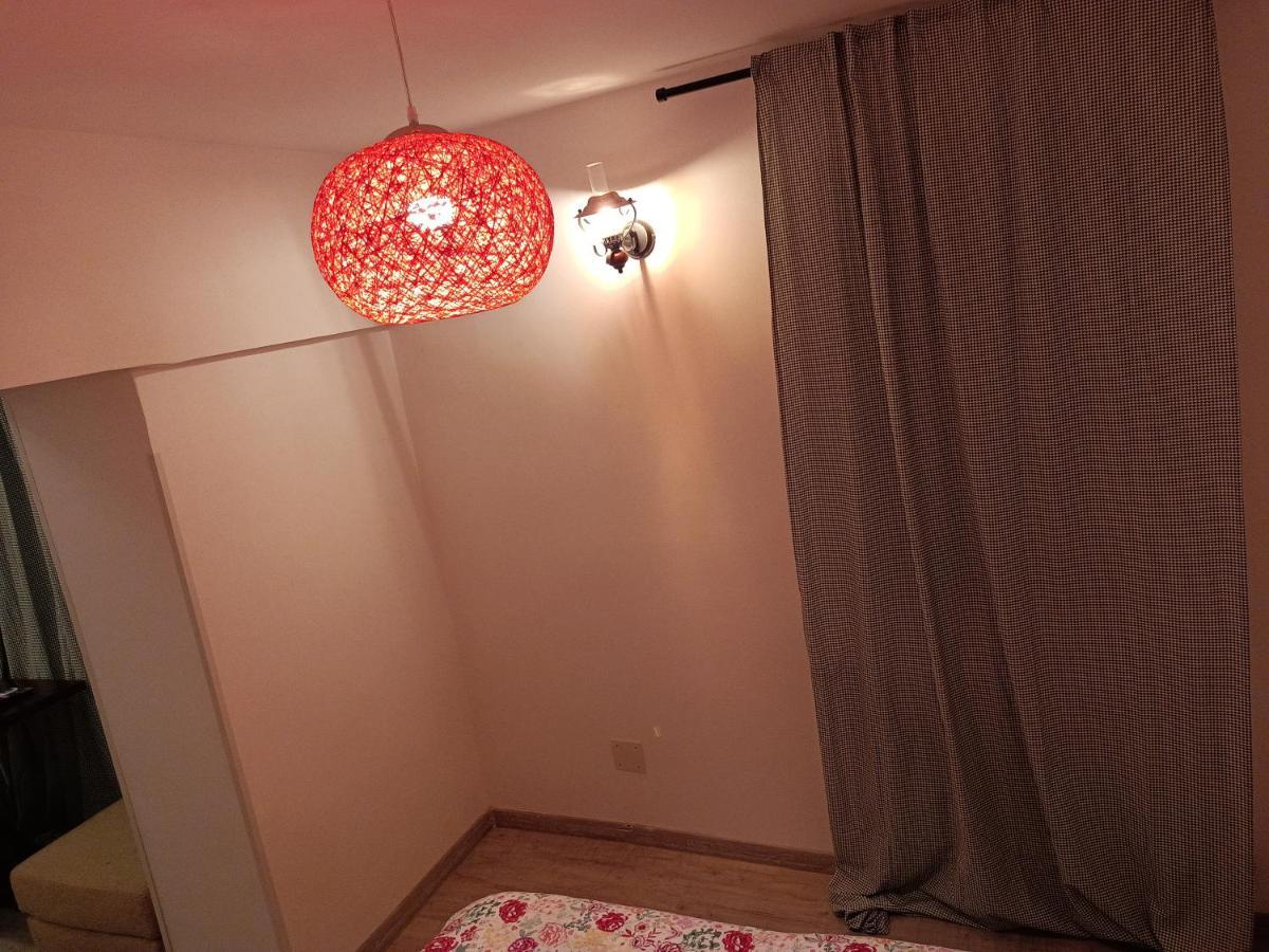 Lux Apartament In The Bubble Of Piata Romana Bukarest Exterior foto