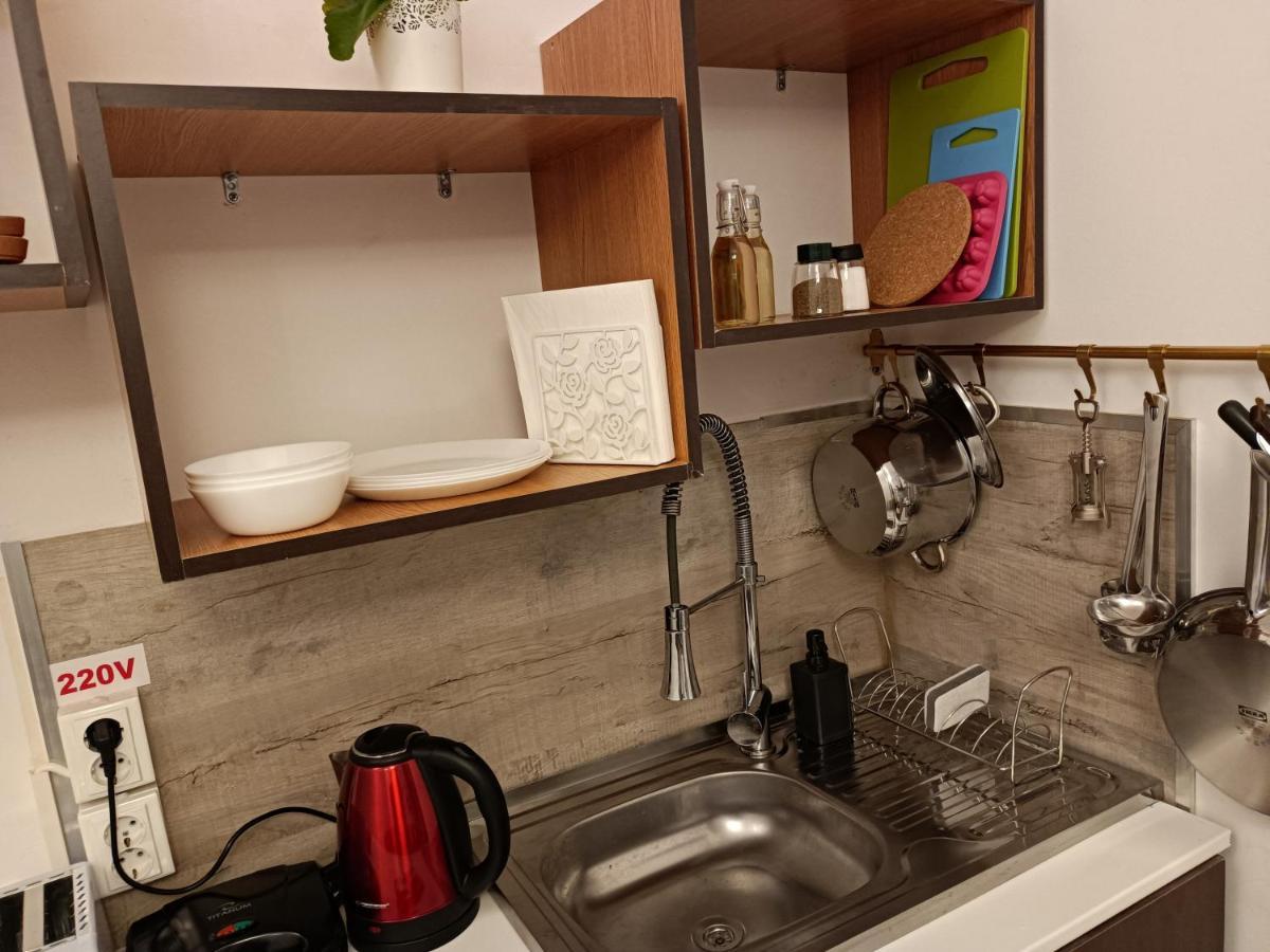 Lux Apartament In The Bubble Of Piata Romana Bukarest Exterior foto