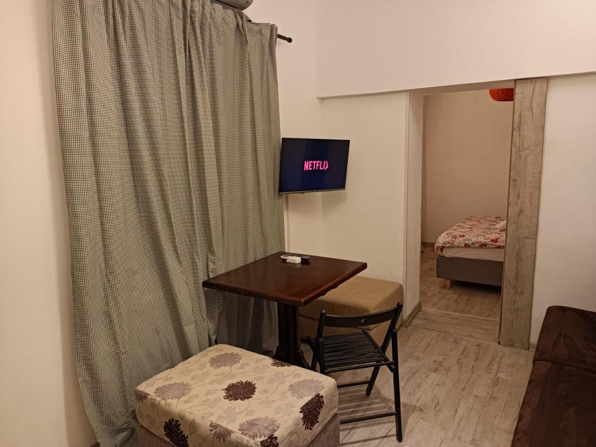 Lux Apartament In The Bubble Of Piata Romana Bukarest Exterior foto